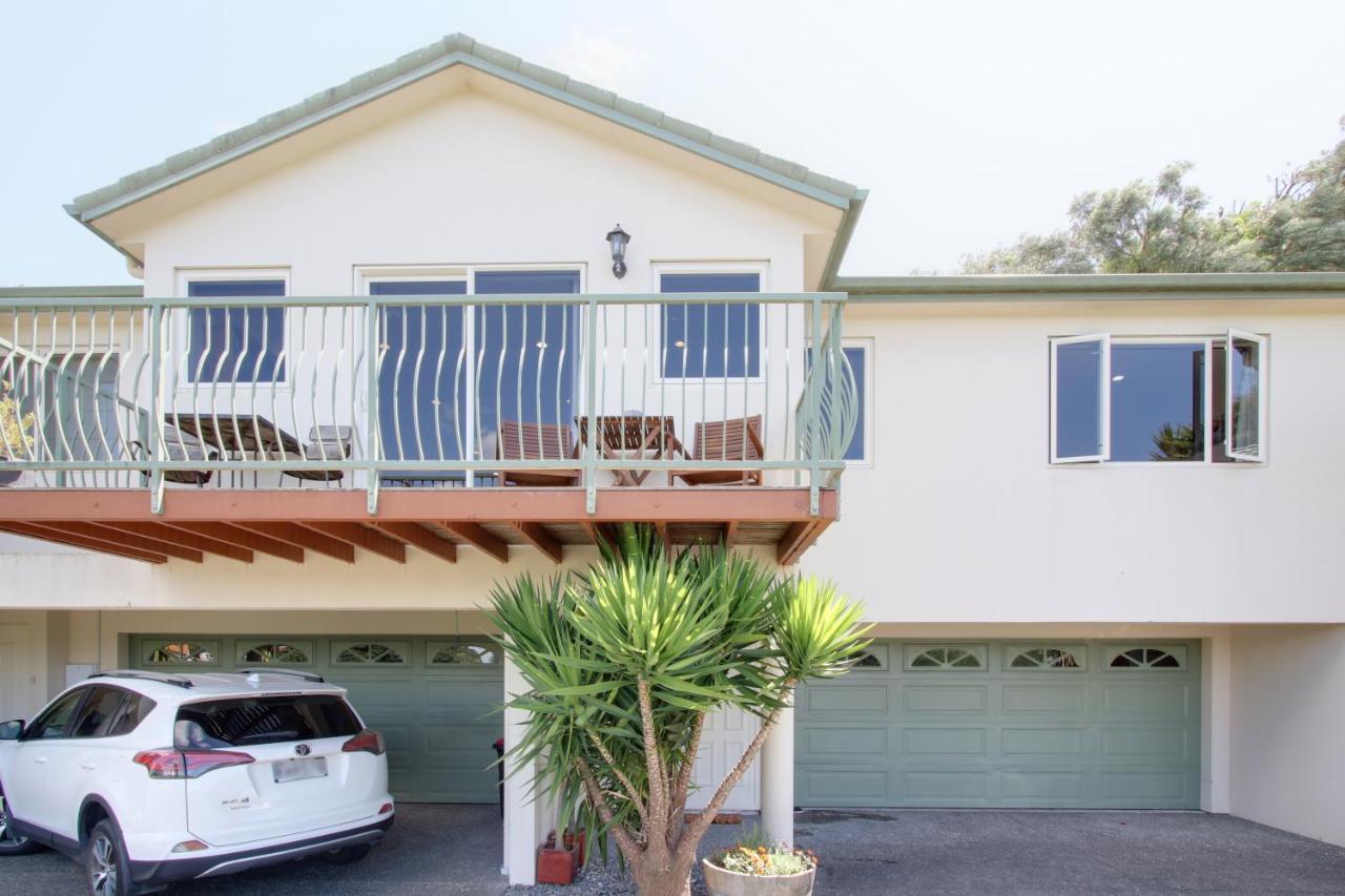 Onslow Views - Napier Holiday Home ภายนอก รูปภาพ