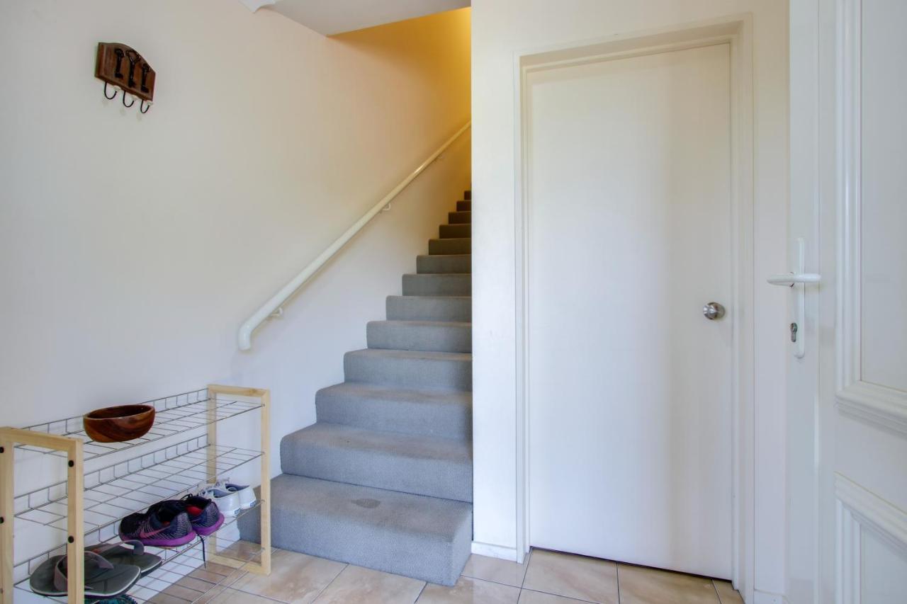 Onslow Views - Napier Holiday Home ภายนอก รูปภาพ